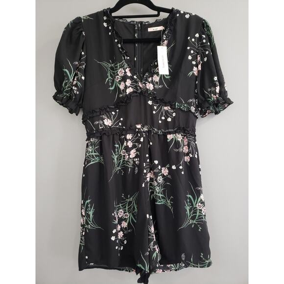 NEW SIZE LARGE Mi Ami Francesca's Floral Romper‎ Jumpsuit black boho - Picture 1 of 5